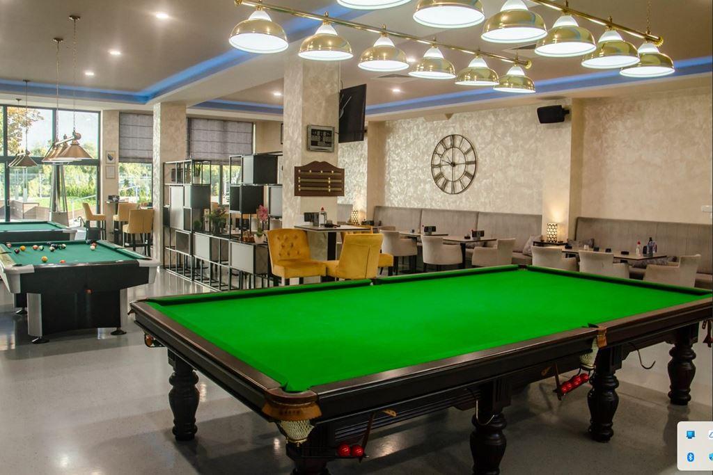 Billiards 30 minutes